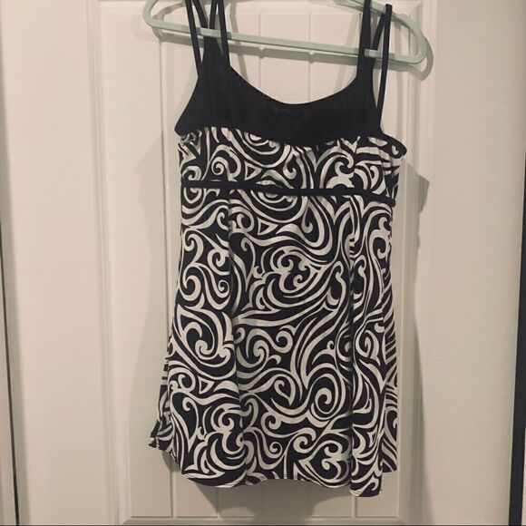 🌹 NWT Croft and Barrow Swimsuit - Picture 3 of 9
